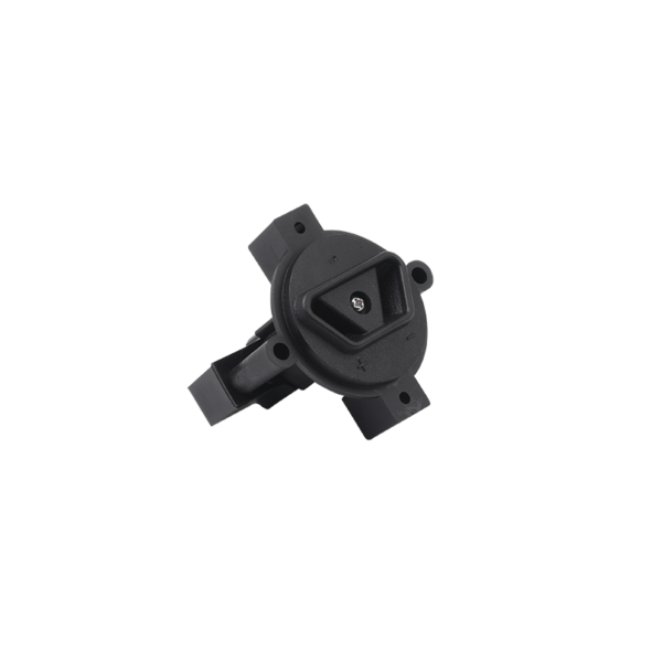 Figure-eight charging socket assy